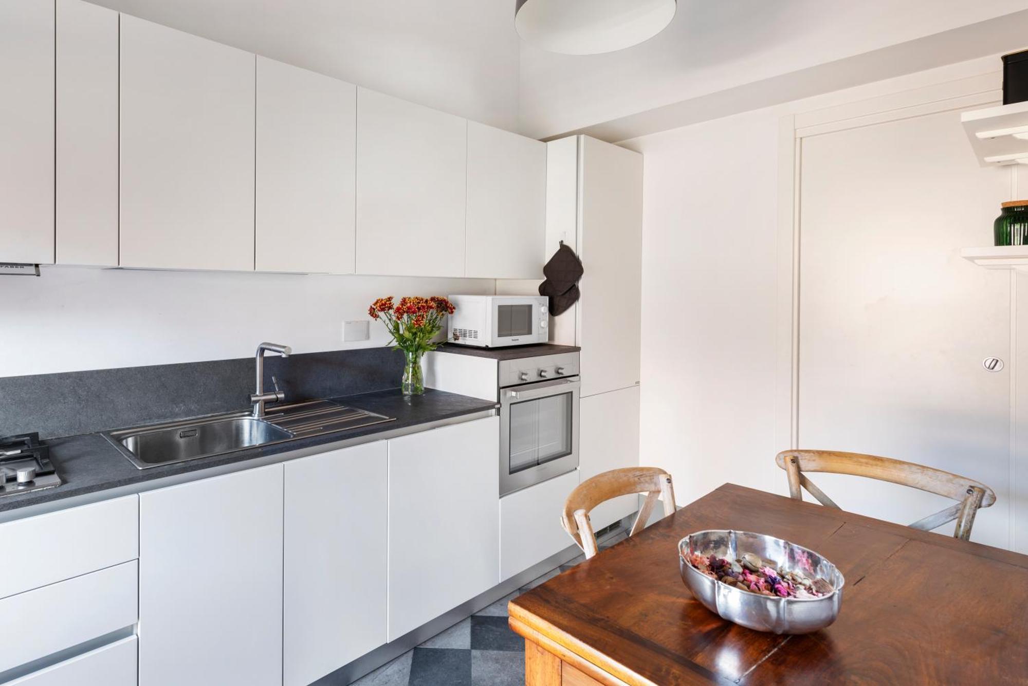 Apartment The Charming Attic - Piazza Di Spagna Area Rome
